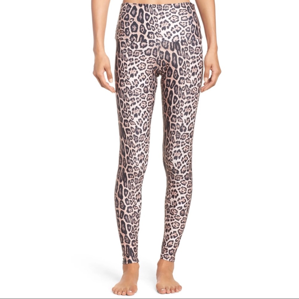 Onzie Leopard Legging NWOT